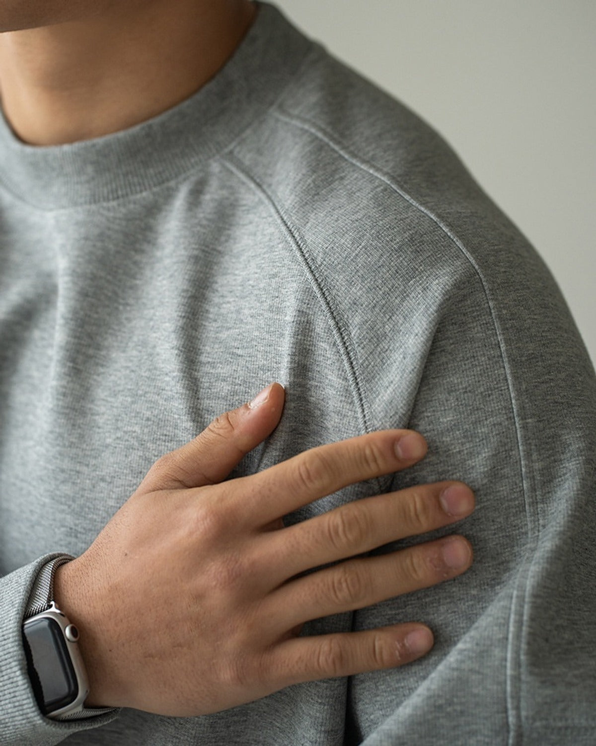 Katachi Cropped Crewneck Sweatshirt in Light Grey, detail close-up