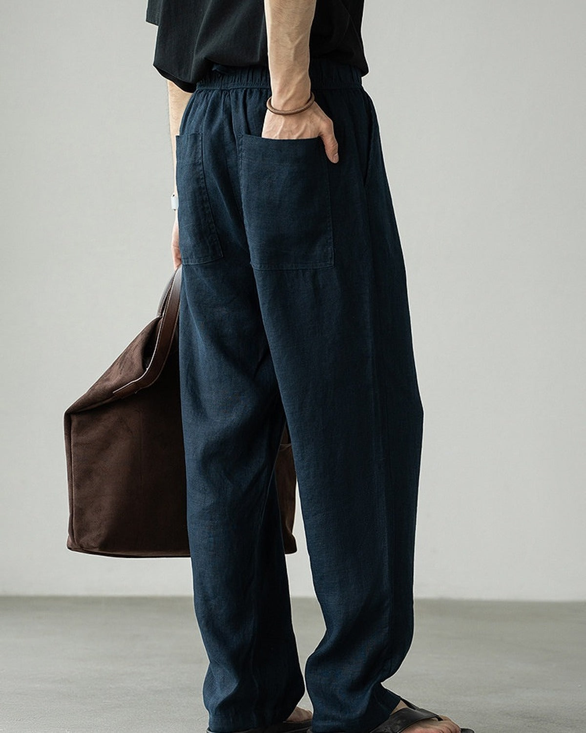 Natsu Linen Drape Pants in Blue, back view