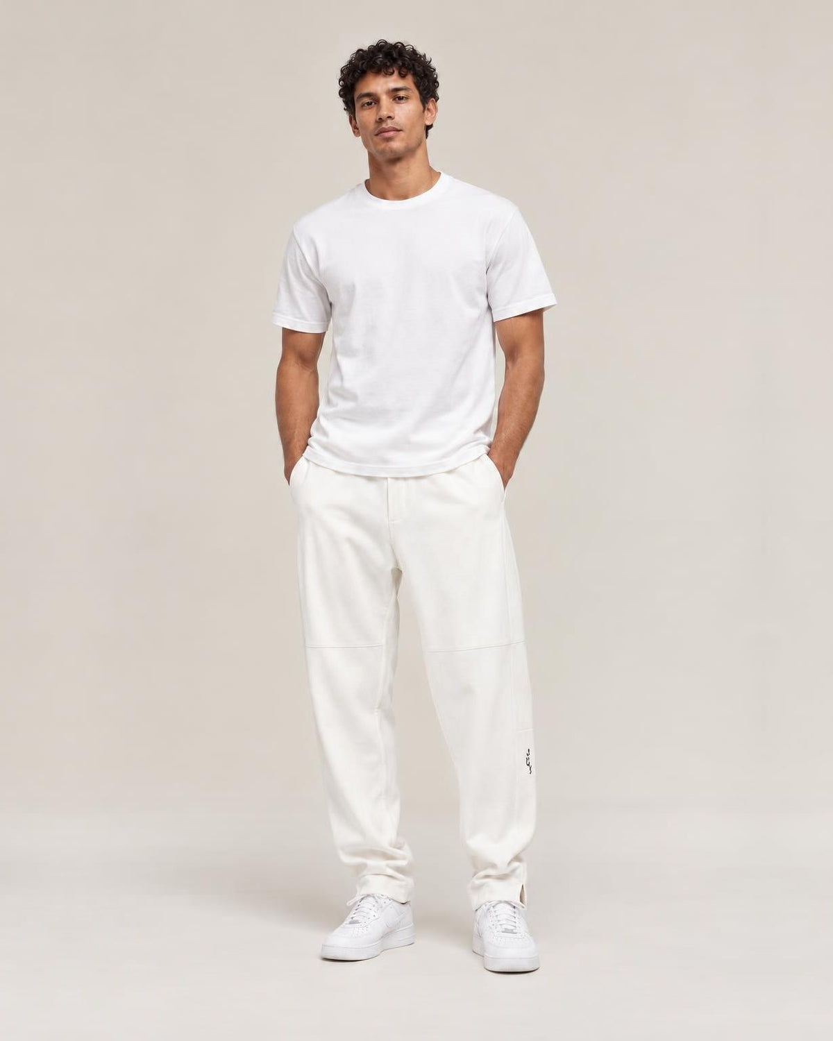 Yuru Loose Harem Pants in White, full-length front view